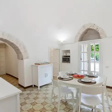 Villa Eremo Sant'antonio - & Trullo With Pool, Terrace And Parking *